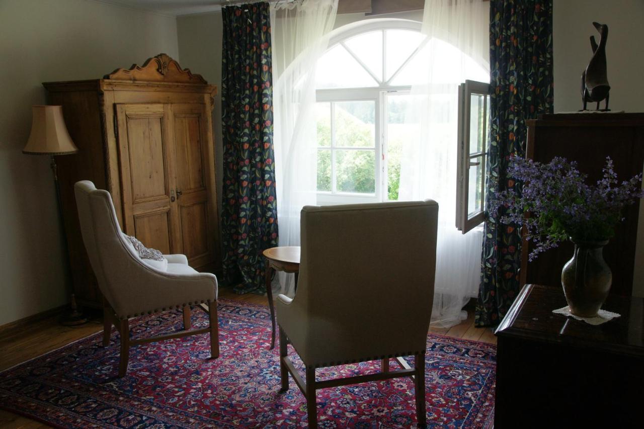 Bear Manor Lacu Muizina Apartment Pale Exterior photo