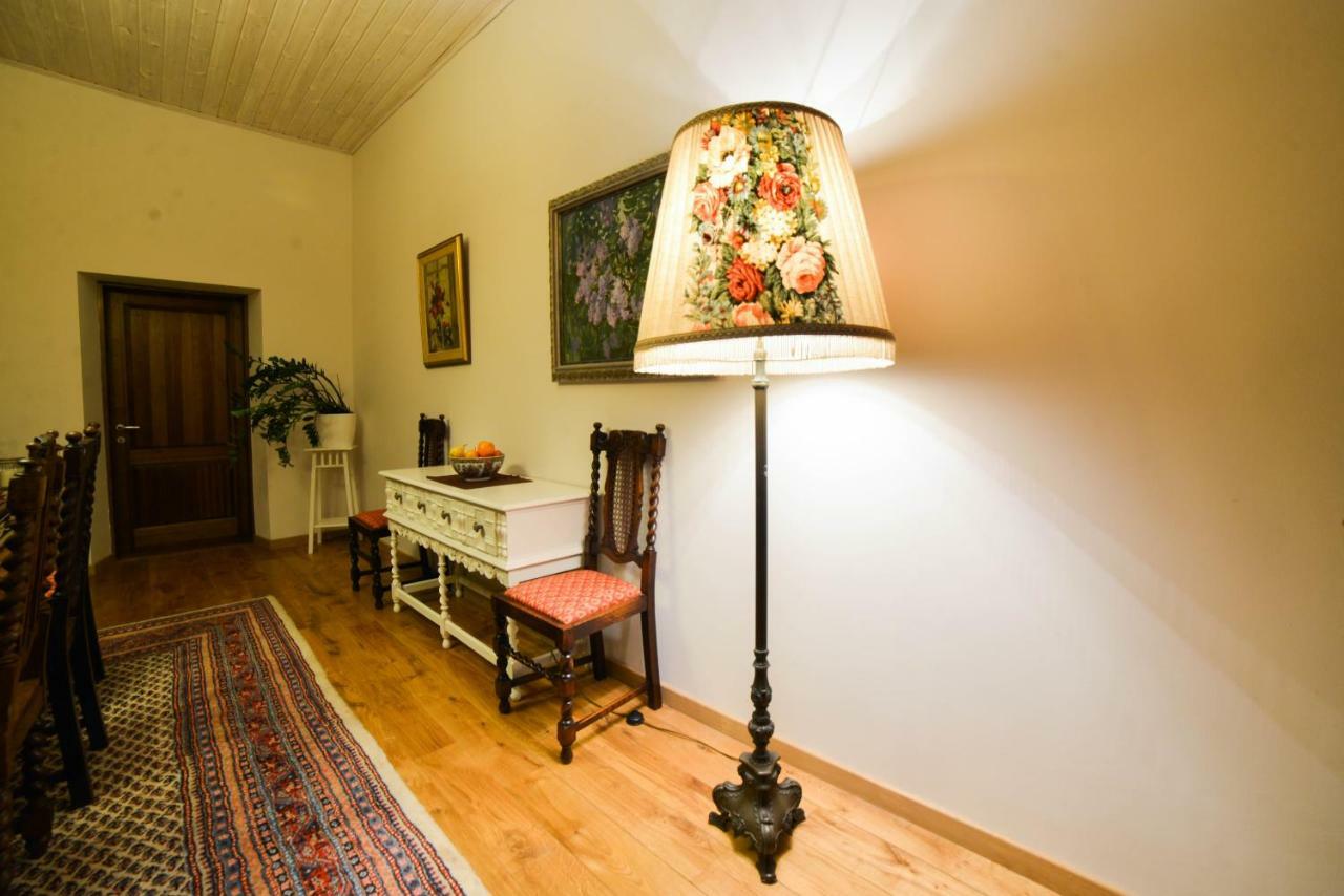 Bear Manor Lacu Muizina Apartment Pale Exterior photo